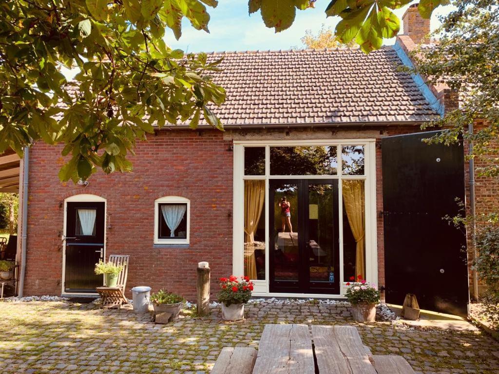 Logeren Op De Thoolse Parel Vakantiehuis Stavenisse المظهر الخارجي الصورة